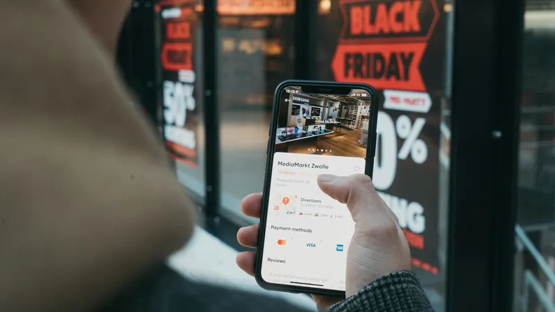 Black Friday 2026: 10 QR Code Ideas to Connect Your Store and Your Online Sales